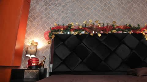 Snapshot of loving_darcy_ chatting on December 2024 03:17:01 PM Darcy online show from December 2024 03:17:01 PM