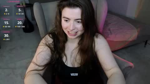 Erika online show from May 2026 04:07:02 AM