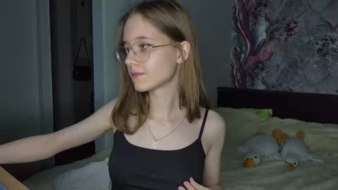 Karmell online show from March 2025 04:22:01 PM