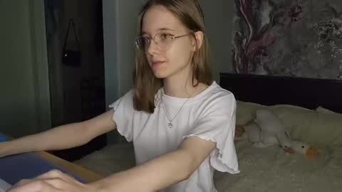 Karmell online show from March 2025 05:29:01 PM