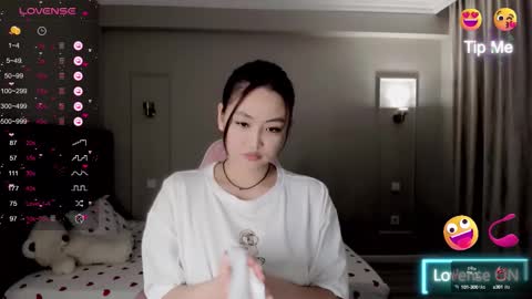 lu_mina online show from October 2025 12:54:01 AM