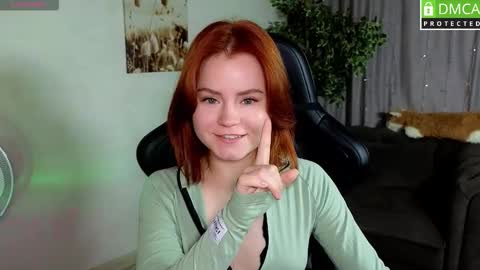 Snapshot of lu_muon chatting on October 2025 01:38:01 AM lu_muon online show from October 2025 01:38:01 AM