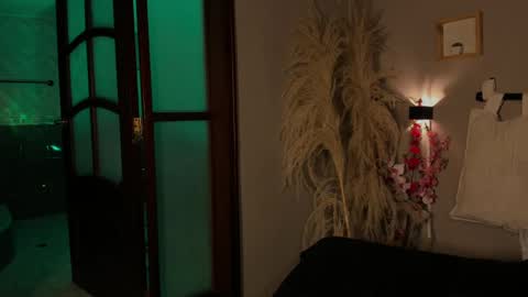  ---Goys incredible photographs online show from January 2025 07:56:01 PM