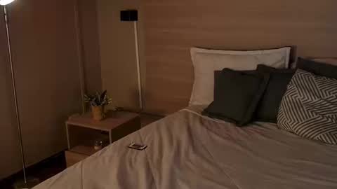  ---Goys incredible photographs online show from March 2026 01:06:02 PM