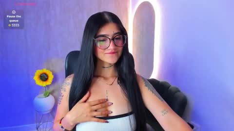 Luana online show from September 2025 12:10:01 PM