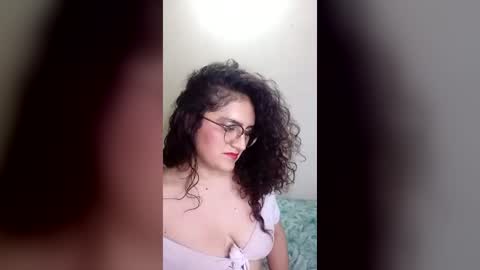 Snapshot of luanapowerful chatting on June 2026 03:25:01 AM luanapowerful online show from June 2026 03:25:01 AM