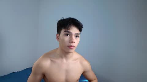 luandy_1 online show from June 2026 01:23:02 PM