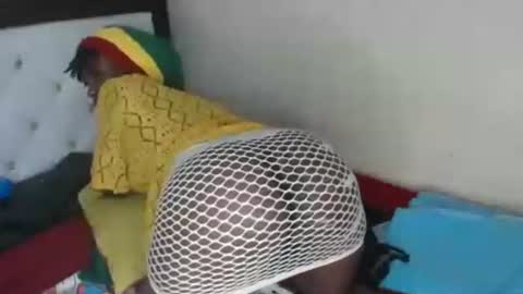 luannecrazy online show from May 2026 06:35:02 PM