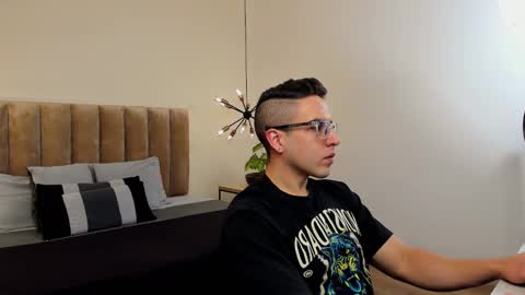 luca_morettii online show from September 2025 12:18:01 PM