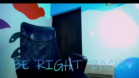 Snapshot of luca_vega chatting on September 2025 03:00:02 PM luca online show from September 2025 03:00:02 PM