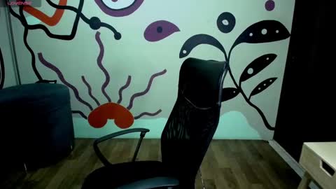 Snapshot of luca_vega chatting on October 2025 01:06:02 PM luca online show from October 2025 01:06:02 PM