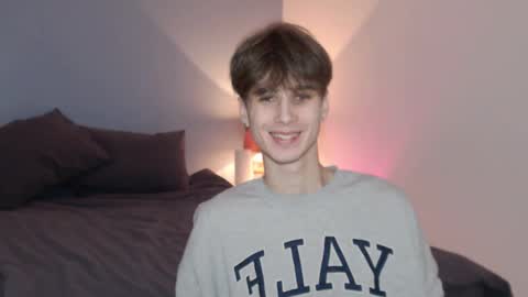 lucacharm online show from January 2025 08:37:01 PM