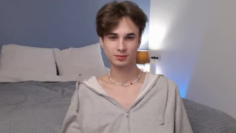 lucacharm online show from February 2025 10:42:02 PM