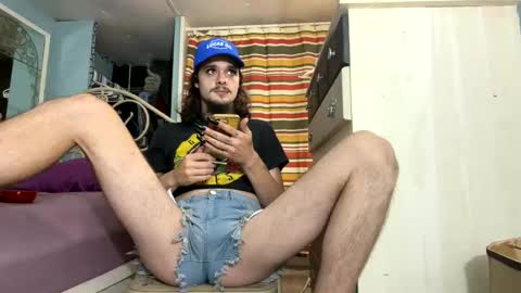 lucas060607 online show from April 2026 02:35:01 AM