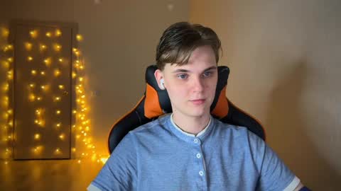 Lucas Gill online show from January 2025 12:47:01 AM