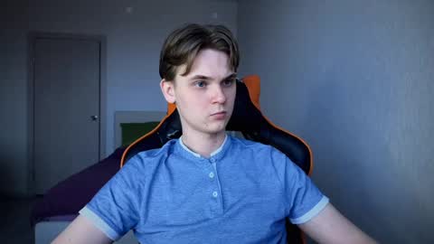 Lucas Gill online show from March 2025 03:13:02 AM