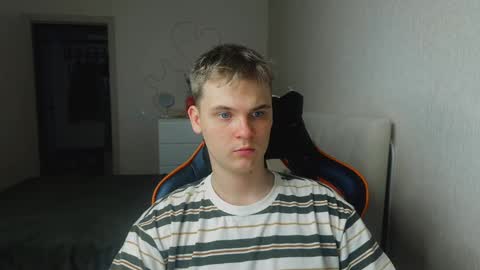 Lucas Gill online show from September 2025 02:58:02 AM