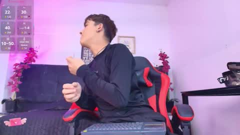 Snapshot of lucas_lovee chatting on March 2026 03:30:01 AM Lucas lovee online show from March 2026 03:30:01 AM