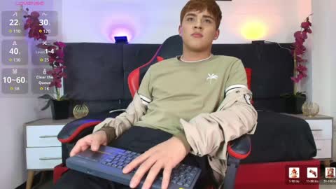 Lucas lovee online show from May 2026 05:21:02 PM