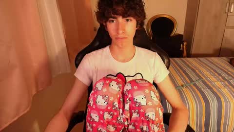 lucas_xo online show from November 2025 01:51:02 AM