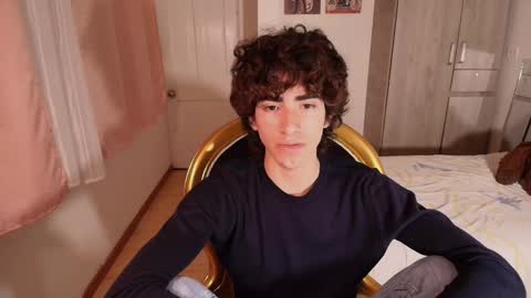 lucas_xo online show from November 2025 07:20:02 AM