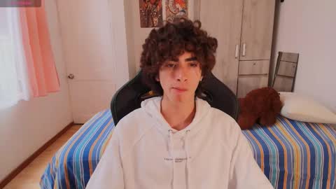 lucas_xo online show from January 2026 06:57:02 PM