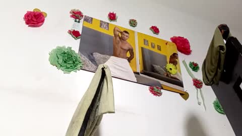 Daniel online show from November 2025 03:33:02 PM