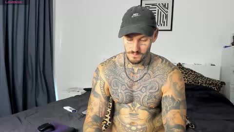 lucasexclusive online show from November 2025 05:18:02 AM