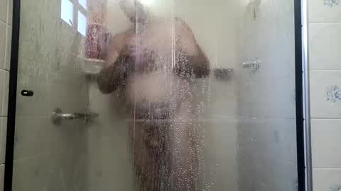 lucas online show from November 2025 08:22:02 PM