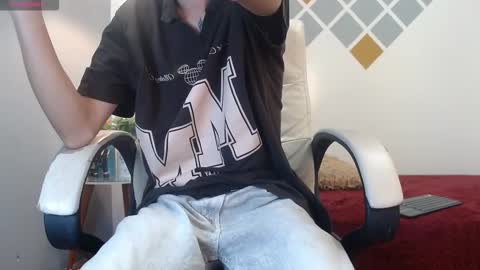 LucassSmith11 online show from March 2026 07:06:02 PM