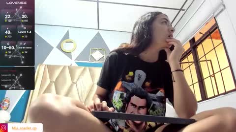 MIA HOT online show from September 2025 12:06:01 PM