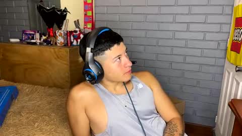 Felipe online show from December 2024 04:17:02 AM