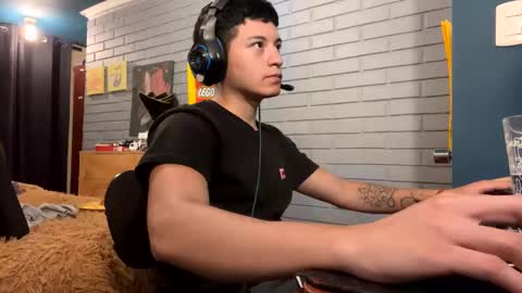 Felipe online show from January 2025 02:46:02 AM