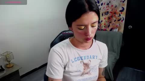 lucia_evans21 online show from July 2026 08:14:01 PM