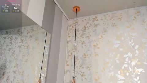 L U C I A online show from November 2025 01:11:02 PM