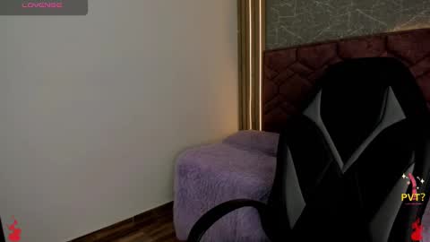 lucia star  online show from December 2024 08:07:02 PM