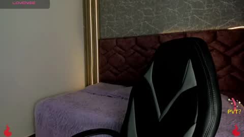 lucia star  online show from January 2025 01:14:02 PM