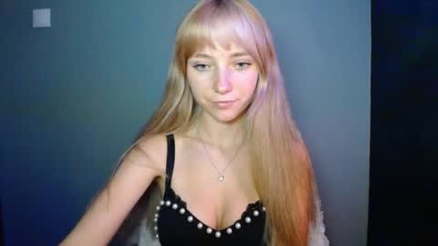 Lucy online show from September 2025 06:24:01 PM