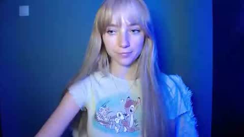 Lucy online show from September 2025 06:57:01 PM