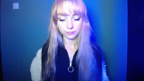 Lucy online show from October 2025 06:14:02 PM