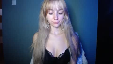 Lucy online show from October 2025 06:56:01 AM