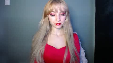 Lucy online show from November 2025 07:41:01 AM