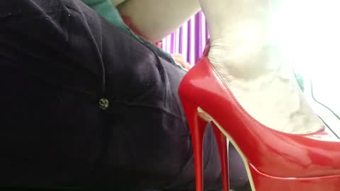 Snapshot of luciana_ass chatting on November 2025 08:52:02 PM Luci online show from November 2025 08:52:02 PM