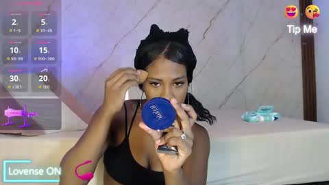 Snapshot of lucianaamorena chatting on October 2025 12:27:01 PM Luciana Morena online show from October 2025 12:27:01 PM