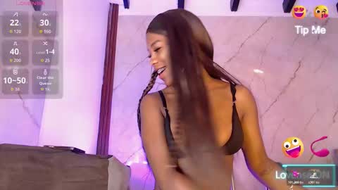 Snapshot of lucianaamorena chatting on November 2025 12:27:02 PM Luciana Morena online show from November 2025 12:27:02 PM