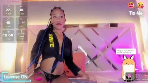 Snapshot of lucianaamorena chatting on November 2025 09:36:02 PM Luciana Morena online show from November 2025 09:36:02 PM