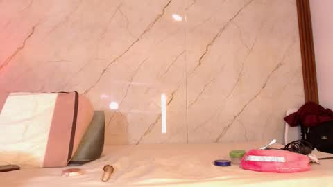 Snapshot of lucianaamorena chatting on December 2025 11:12:02 PM Luciana Morena online show from December 2025 11:12:02 PM