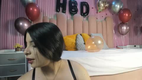 Snapshot of lucianablake chatting on March 2026 04:18:02 AM lucianablake online show from March 2026 04:18:02 AM