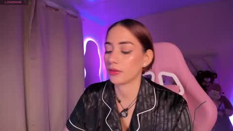 Snapshot of lucianacarter chatting on July 2026 09:46:01 AM online show from July 2026 09:46:01 AM