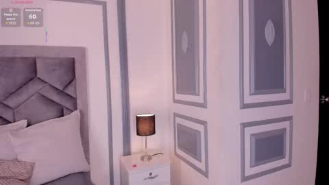    online show from October 2025 09:15:01 PM